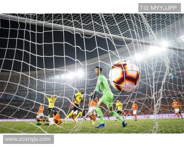 武汉足球队精英赛战术解析与表现评估全景回顾 武汉足球队精英赛战术解析与表现评估全景回顾