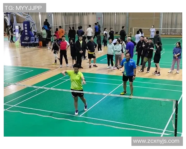 深圳羽毛球队的节奏与激情探讨聚焦羽毛球运动的未来发展与挑战 深圳羽毛球队的节奏与激情探讨聚焦羽毛球运动的未来发展与挑战